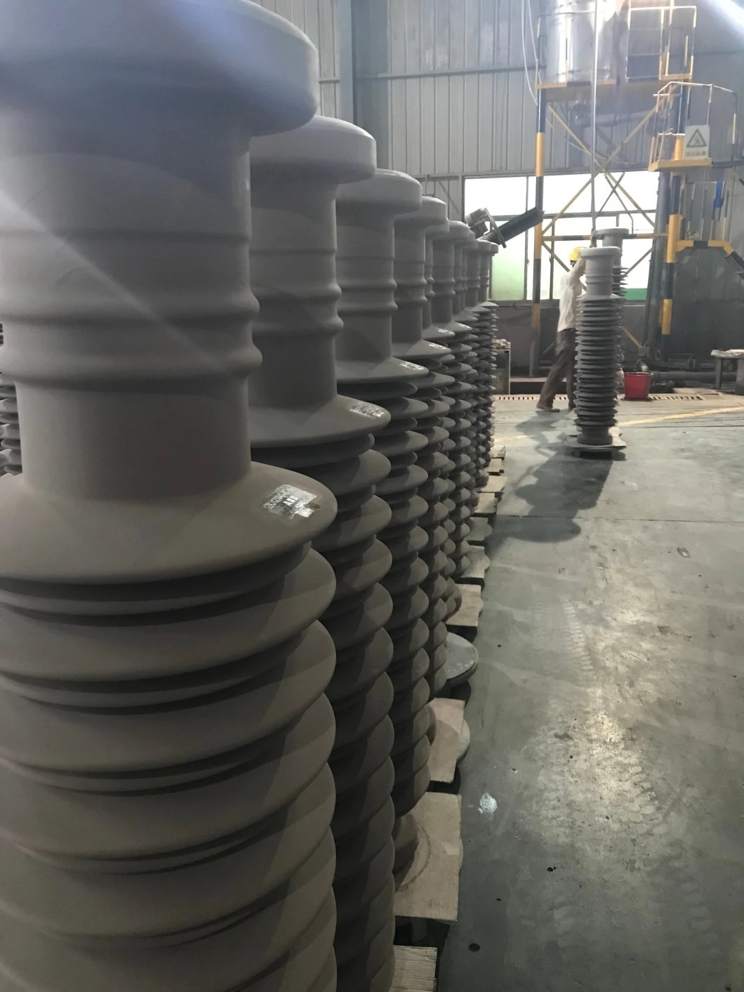 Bushing Insulator Porcelain